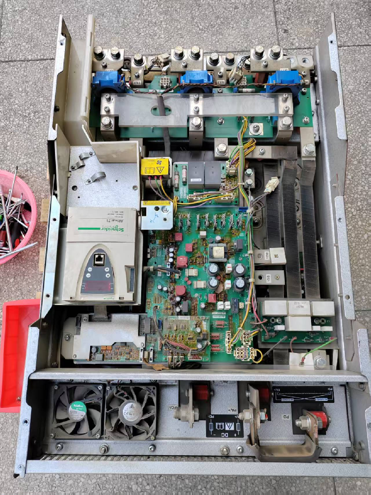 施耐德变频器维修